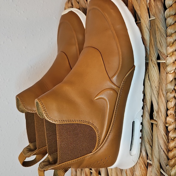 Nike Air Max Thea Mid Chelsea 859550-200 Women's Ale Brown Leather Shoe Boot 7.5 - Picture 4 of 11